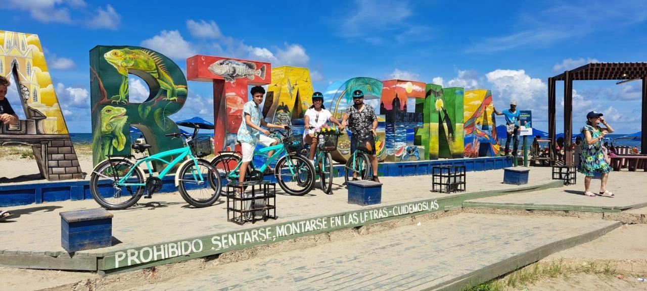 Hostel Shalom Adonai Cartagena Bagian luar foto