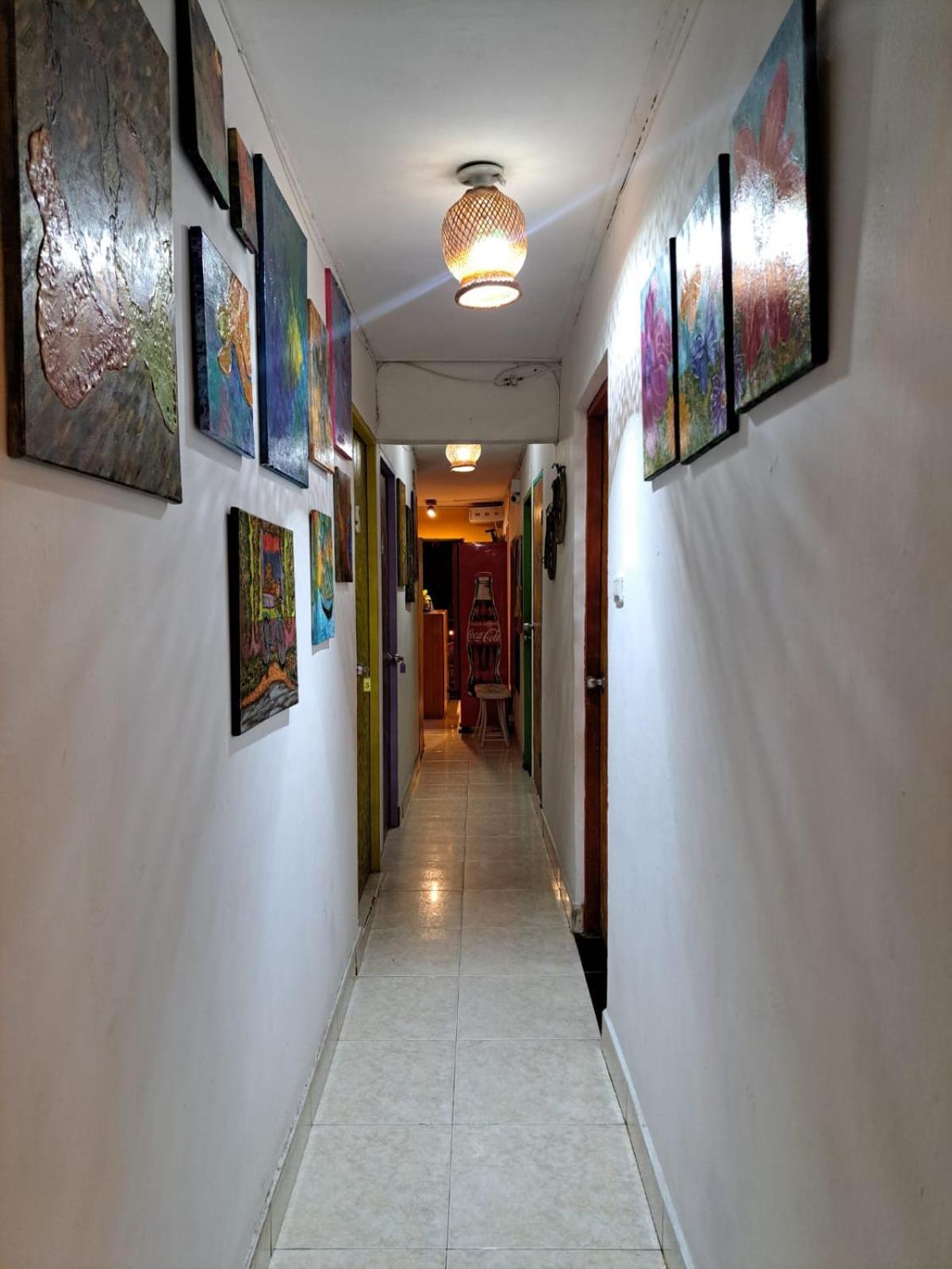 Hostel Shalom Adonai Cartagena Bagian luar foto