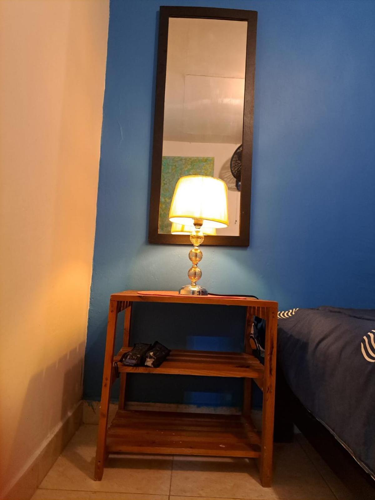 Hostel Shalom Adonai Cartagena Bagian luar foto